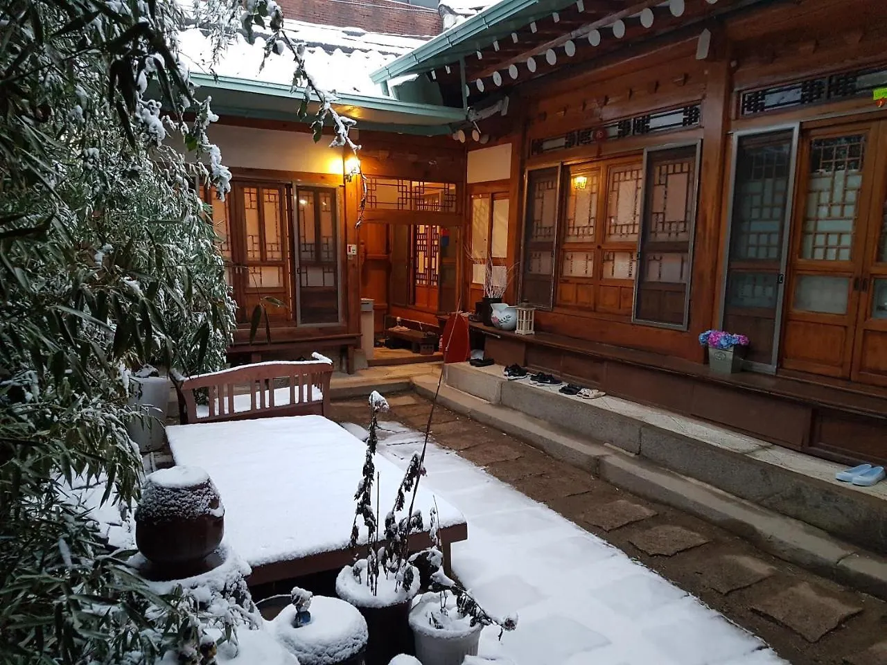 Gongsimga Hanok Guesthouse Seoul South Korea